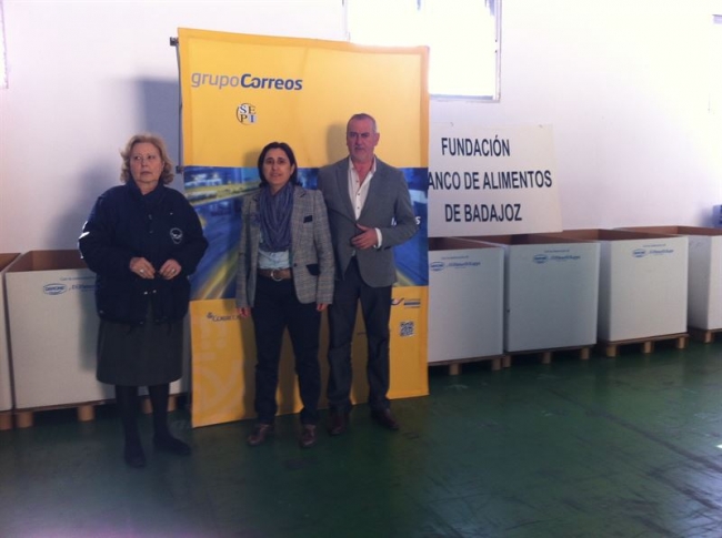 Correos recoge en sus oficinas de Extremadura más de 880 kilos de comida para los Bancos de Alimentos