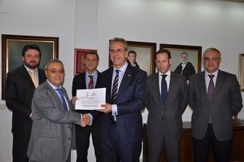 La Universidad de Extremadura recibe más de 48.000 euros de Fremap por reducir la siniestralidad laboral