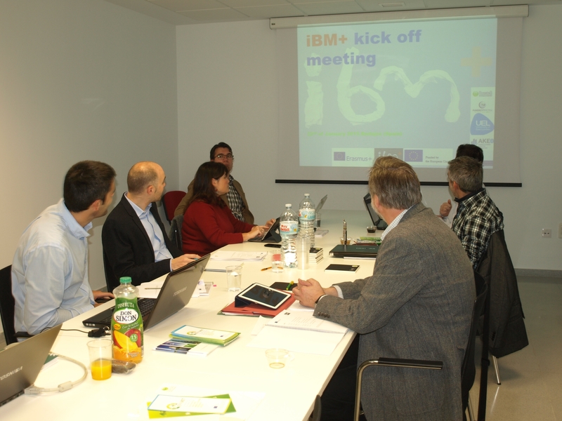 El proyecto IBM Plus de formación a pymes arranca en Extremadura