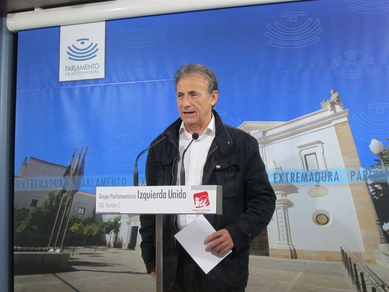 IU Extremadura pide la retirada del vídeo de campaña del PP, que tacha de 'casposo'
