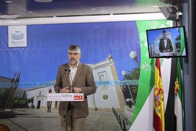 El PSOE extremeño pedirá amparo al Tribunal Constitucional porque cree 'conculcados' sus derechos en la Asamblea