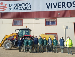 Alumnos del Centro Formación Benítez Barrero visitan el Vivero Provincial de la Diputación de Badajoz