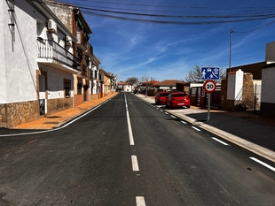 La Diputación lleva a cabo obras de pavimentación y redes en las localidades de Valdefuentes y Torrequemada