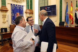 El presidente de la Diputacin aprovecha el penltimo pleno de la legislatura para felicitar a todos los que hicieron posible que el Da de la Provinc