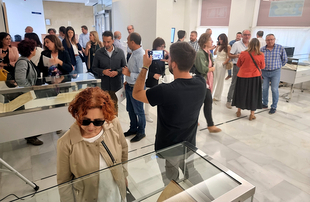La Diputacin exhibe joyas documentales del patrimonio municipal y provincial