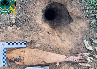 La Guardia Civil desactiva una granada de mortero de la Guerra Civil hallada en una finca de Campanario