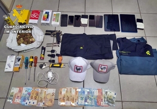 Detenidos tras robar en establecimientos comerciales de Fregenal de la Sierra y Monesterio 