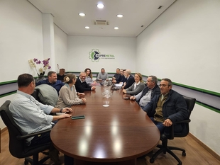 Aspremetal firma con los sindicatos el convenio de industrias siderometarlúrgicas en la provincia de Badajoz