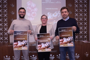 Aceuchal forma e impulsa los productores locales de ajo con el encuentro 'Ferajo Formación y Desarrollo'