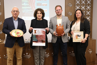 Salvatierra de los Barros vuelve a promocionar su sector alfarero y ceramista
