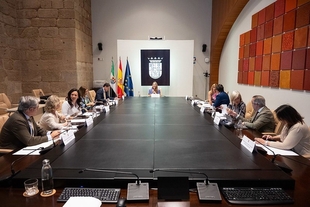 La Junta invertirá 2,8 millones en la reforma del Centro Residencial Felipe Trigo de Villanueva de la Serena