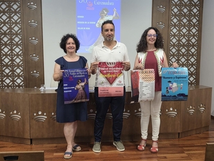 Más de una veintena de localidades pacenses disfrutarán de actuaciones de folklore gracias a programas como 'Enraizarte'