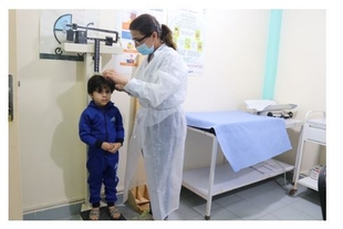 UNRWA “reconstruye” la salud materno infantil en el mayor campamento de personas refugiadas de Palestina en el Líbano