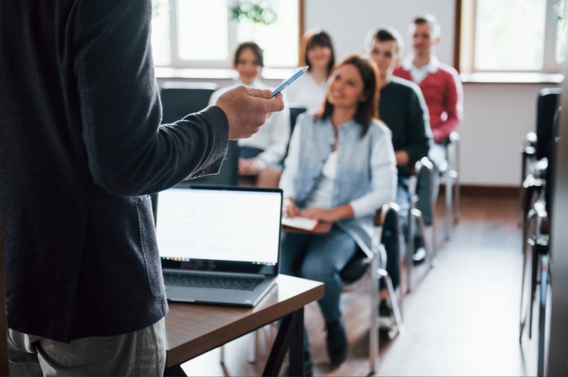 La Diputación de Cáceres lanza un innovador programa de formación online para los cargos electos de la provincia