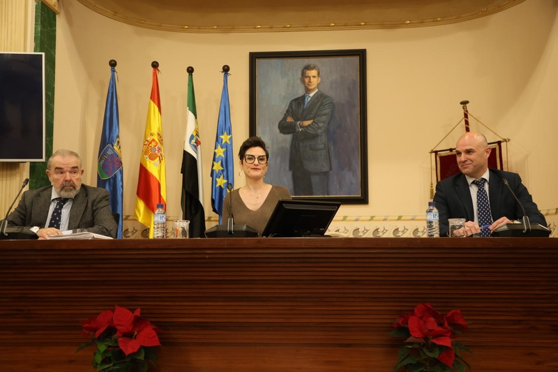 El presupuesto de la Diputación de Badajoz para 2026 queda definitivamente aprobado por unanimidad
