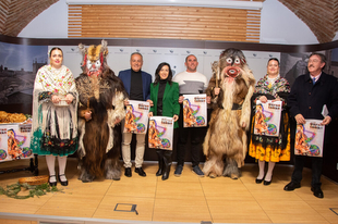 Las 9 trabajadoras del Centro Residencial de Achúche, Mayordomas de la Fiesta de Las Carantoñas de este año