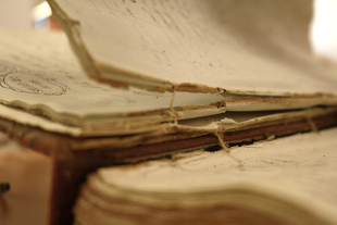 El Archivo de la Diputación de Badajoz restaura y digitaliza lo sucedido en los plenos desde 1838