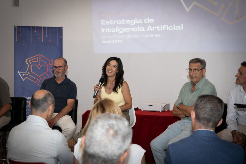 La Diputación de Cáceres presenta la Estrategia de Inteligencia Artificial 2025-2030 para impulsar una administración más eficiente