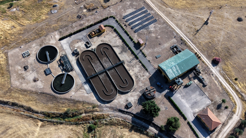 Las depuradoras de Alburquerque y San Vicente de Alcántara incorporan energía solar para avanzar hacia la autosuficiencia energética