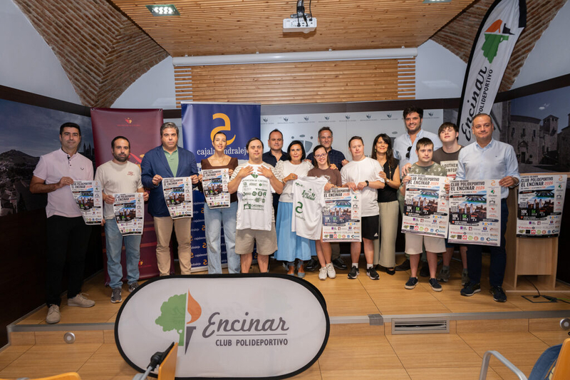 Deporte, solidaridad y convivencia en la I Carrera Popular El Encinar