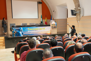 La jornada “La IA aplicada al medio rural” aborda la estrategia de la Diputación de Cáceres para el emprendimiento