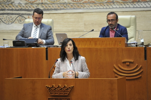 Esther Gutiérrez anuncia una partida extra de 2 millones de euros para los centros educativos
