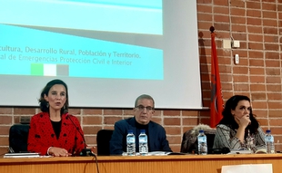 La Junta presenta a responsables públicos de la provincia de Badajoz la guía de apoyo a planes de autoprotección en espectáculos públicos 