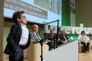 El presidente de la Junta destaca los avances en materia de accesibilidad para mejorar la comprensin de las personas con discapacidad