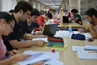 La Junta de Extremadura oferta 303 plazas en las residencias universitarias para el curso acadmico 2023/2024