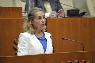 La consejera de Educacin destaca el refuerzo de las plantillas funcionales de los centros pblicos este curso, con 87 docentes ms