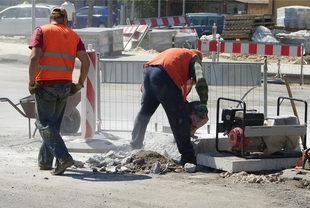 Empleo destina 1,5 millones de euros para la formación de 2.700 personas en el sector de la construcción