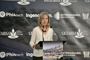 Victoria Bazaga: ''El compromiso del gobierno de Mara Guardiola con las renovables es indiscutible''