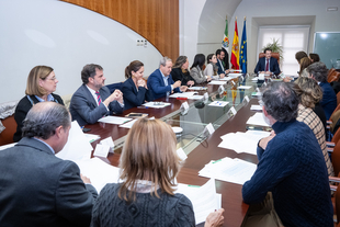 La Junta de Extremadura destina 288 millones de euros para la financiación municipal, un 2,5% más que en 2023
