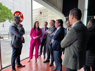 El I Foro del Comercio de Extremadura reúne a 300 profesionales del sector de la región