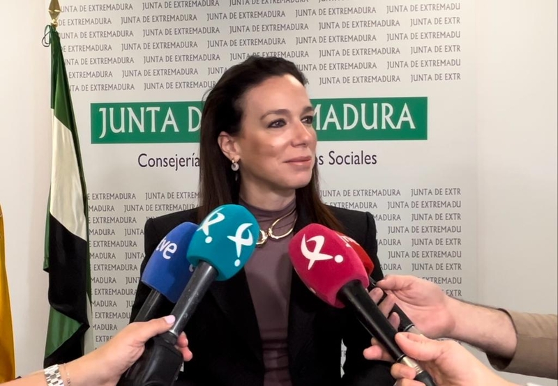 Extremadura retira el uso obligatorio de mascarilla en centros sanitarios ante el descenso de la incidencia
