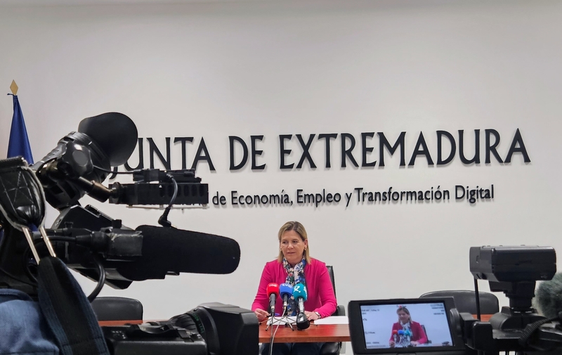 El paro sube en Extremadura en enero en 2.988 personas, pero en términos interanuales baja en 4.906