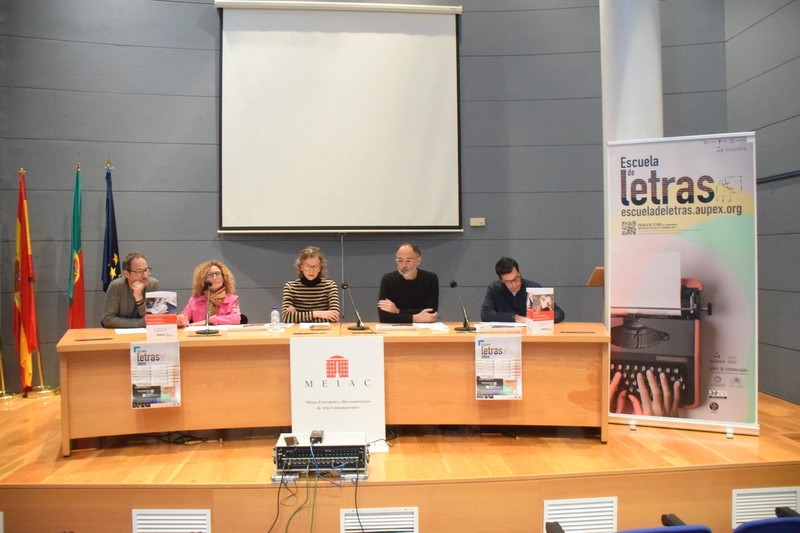 La Editora Regional y el Plan de Fomento de la Lectura de la Junta reafirman su compromiso con la Escuela de Letras de Extremadura