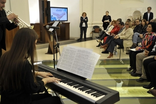 La Asociación de Personas con Alzhéimer y Otras Demencias celebra su 25º aniversario con un acto en la Asamblea