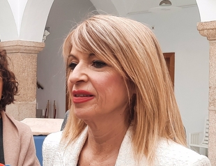El PSOE cree que Ayuso fue a Extremadura a autorizar la 