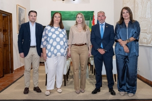 La AVT señala en una reunión con Guardiola la importancia de que los jóvenes conozcan la 'verdadera historia' terrorista