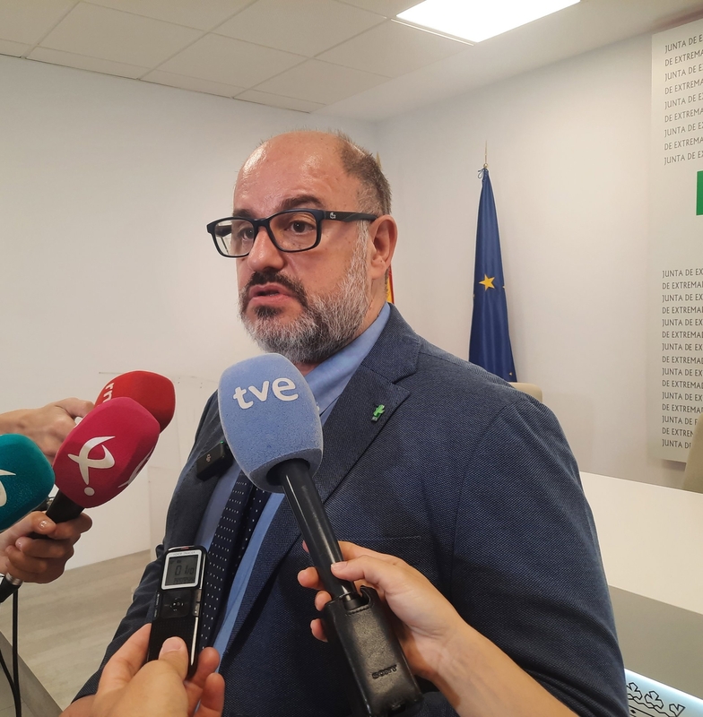 El SES incorporará a 25 profesionales para el refuerzo de la Red de Salud Mental de Extremadura