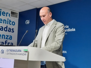 El PP pide al delegado del Gobierno que aclare si el 'bochorno de las pulseras' anti-maltrato afecta a Extremadura