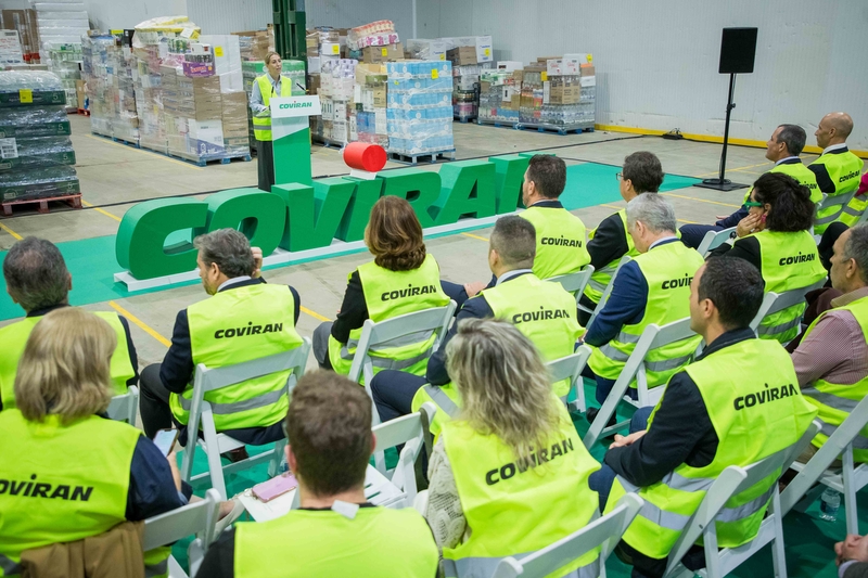 Guardiola visita la plataforma logística de Covirán en Mérida y reitera el compromiso del Gobierno de crear un entorno favorable para 