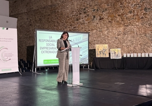 El consejero de Economía reconoce el compromiso ético y social de las empresas galardonadas en los Premios Socialmente Responsables de Extremadura