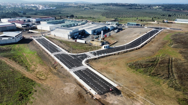 La Junta finaliza la ampliación del Polígono Industrial de Valverde de Leganés con una inversión superior a un millón de euros