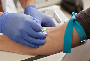 El Banco de Sangre de Extremadura programa el calendario de donaciones de mayo para disponer de reservas