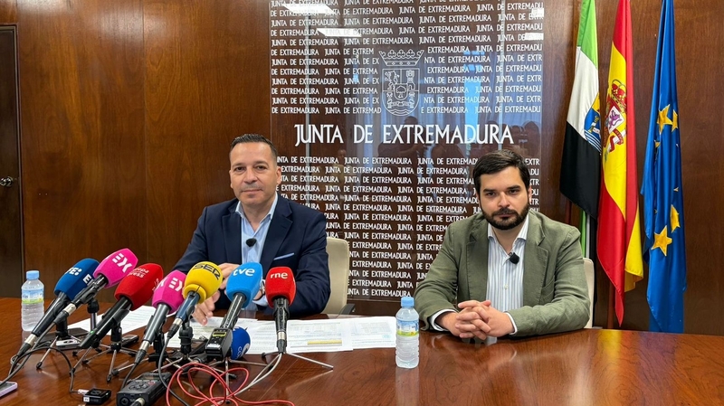 El vicepresidente Óscar Fernández Calle afirma que la Junta va a solicitar pruebas de edad a los MENAS que lleguen a Extremadura