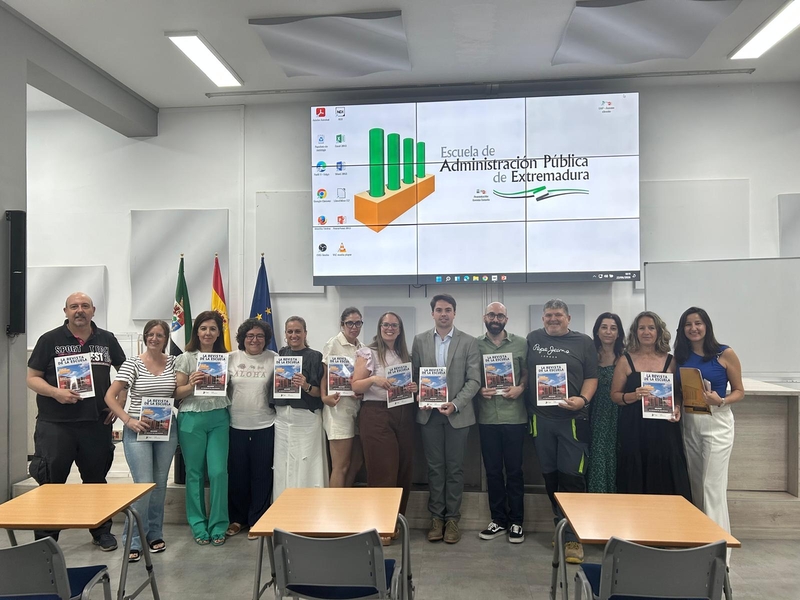 La Escuela de Administración Pública lanza una revista como un nuevo canal de comunicación 'vivo' que 'escucha y atiende' a los empleados públicos