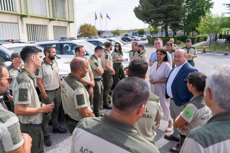 Agricultura invierte 1,2 millones de euros en la compra de 28 todoterrenos adaptados para los agentes del medio natural