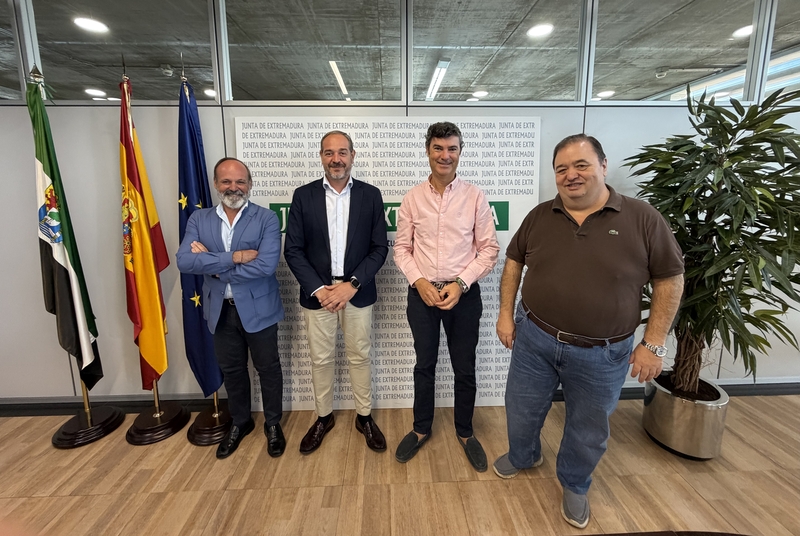 La Junta activa un plan de acción para asegurar la continuidad de los Centros de Servicios al Transporte de Extremadura